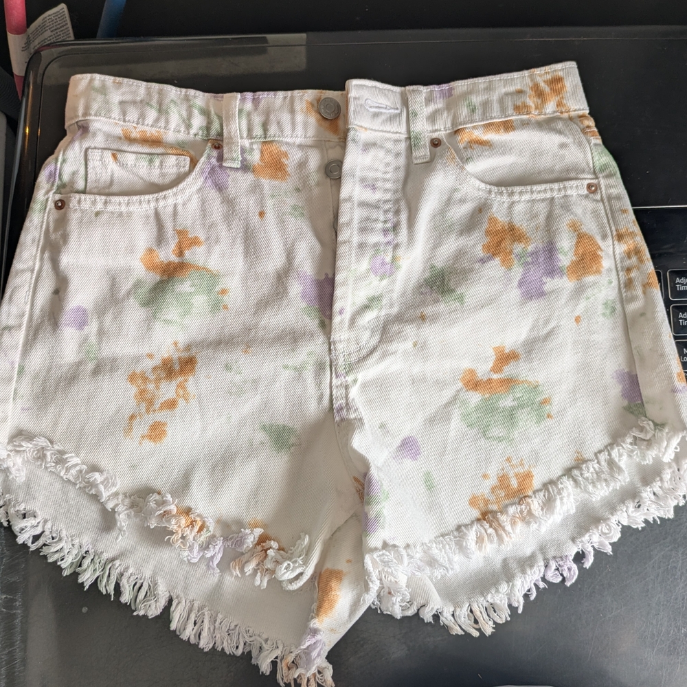 Wild fable White Tie-Dye Frayed Hem Denim cut Off Shorts In 💜 🧡 💚